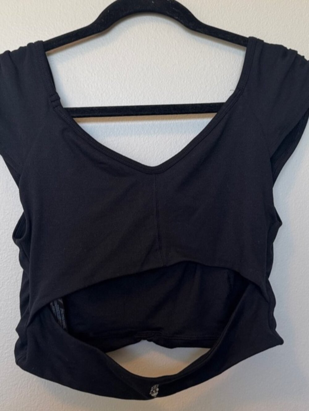 Movement Black Crop Top - Picture 2 of 2